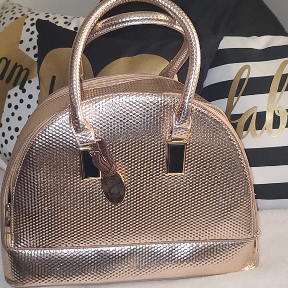 Womens rose gold small carry bag - Picture 2 of 9